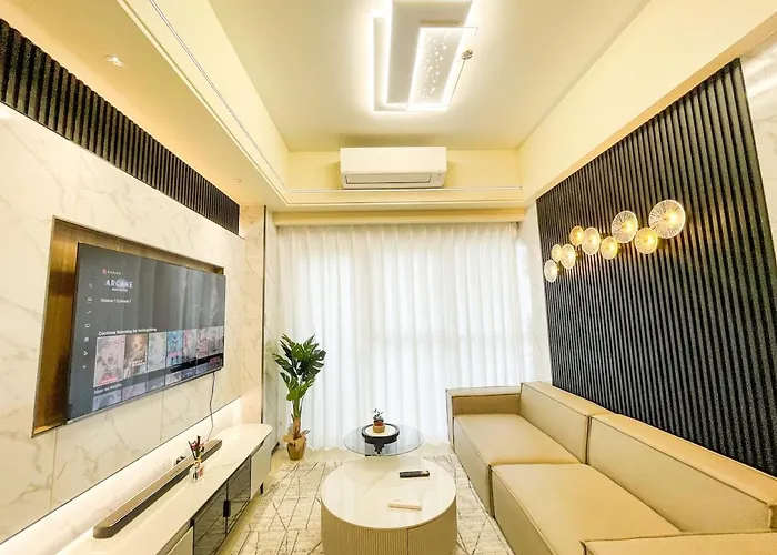 Apartamento Spacious 5-bedroom Luxury Across Okada *